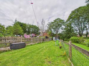 Photo 27- click for photo gallery